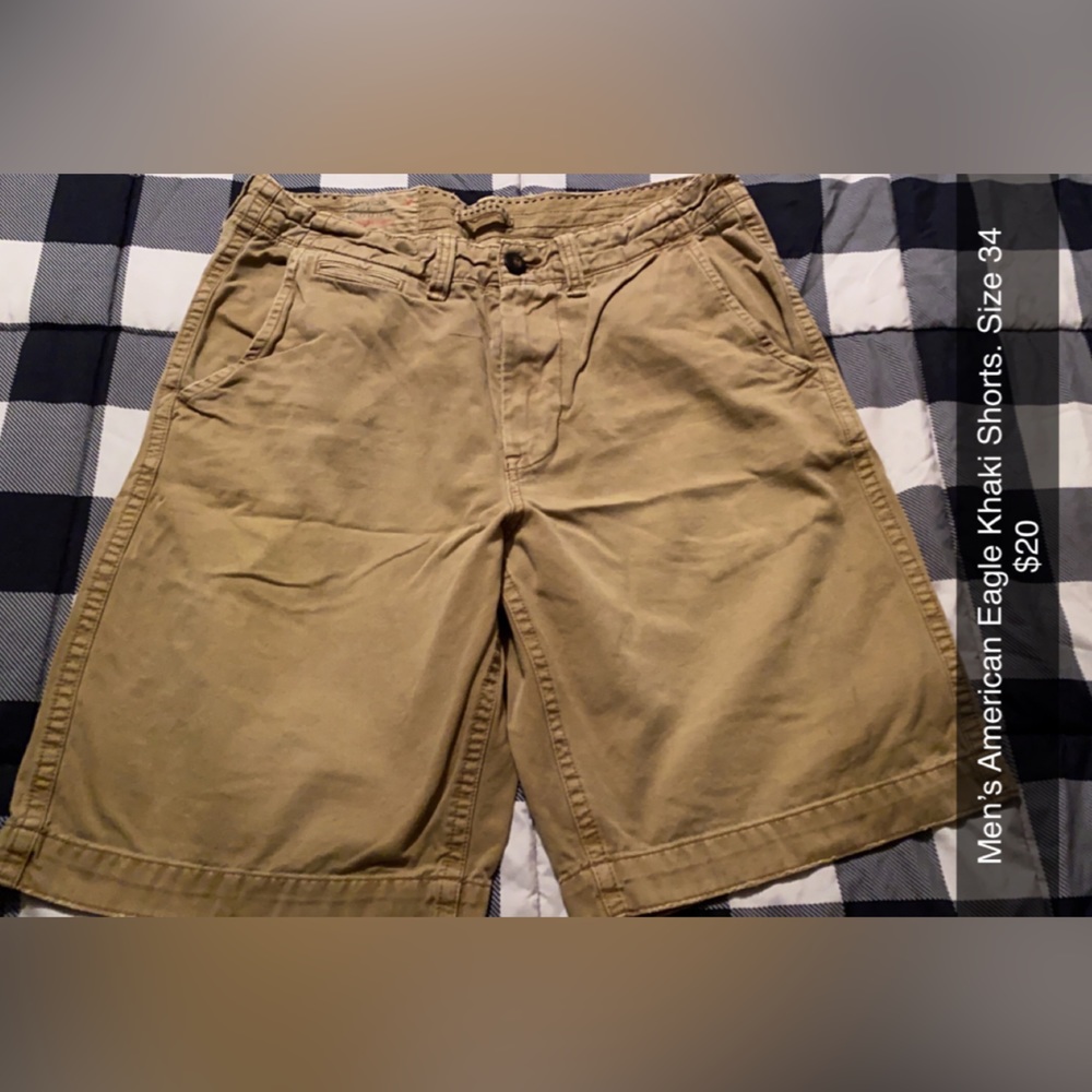 Men’s American Eagle khaki shorts. Size 34 EUC